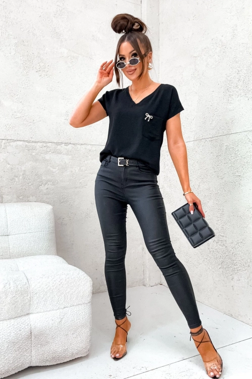 Minimalistyczna bluzka damska